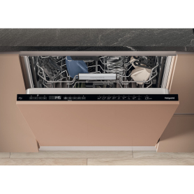 Hotpoint Built-In Fully Integrated Dishwasher - 14 Place Settings