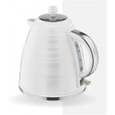 Russell Hobbs Jug Kettle (white) - E B Marsh & Son Ltd