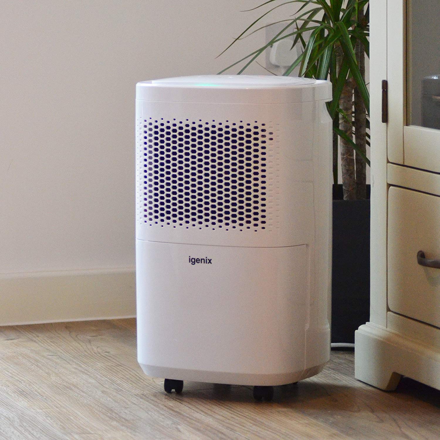 Igenix Compact Dehumidifier (white) thumbnail image