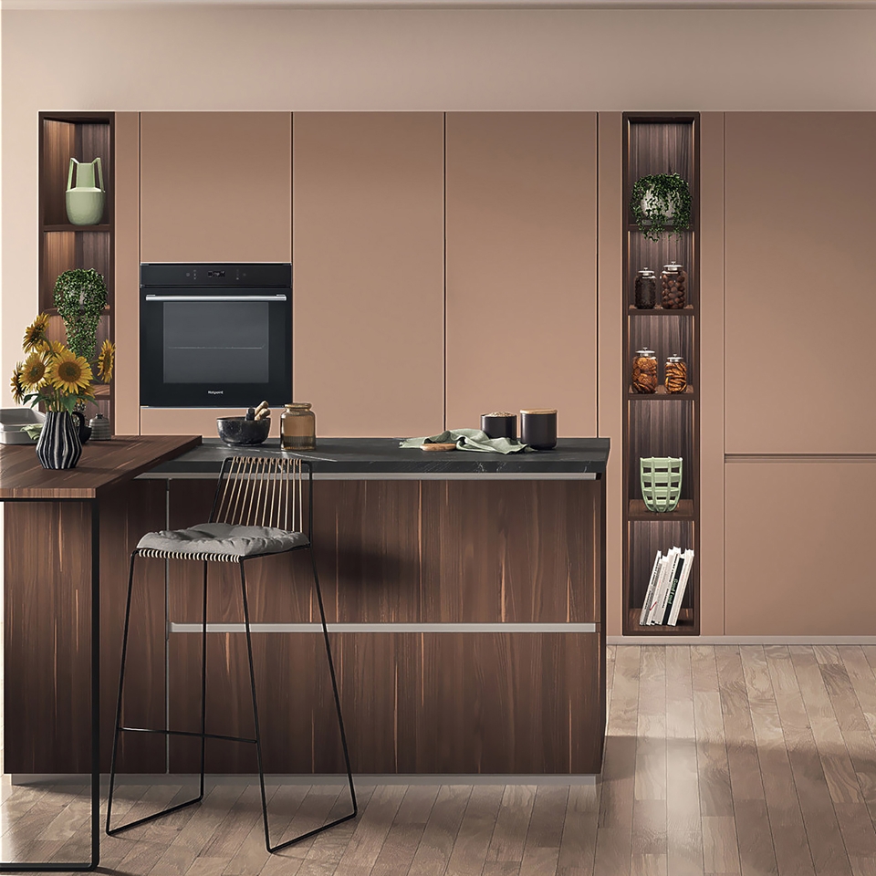 Hotpoint Built-in Single Oven - Black thumbnail image