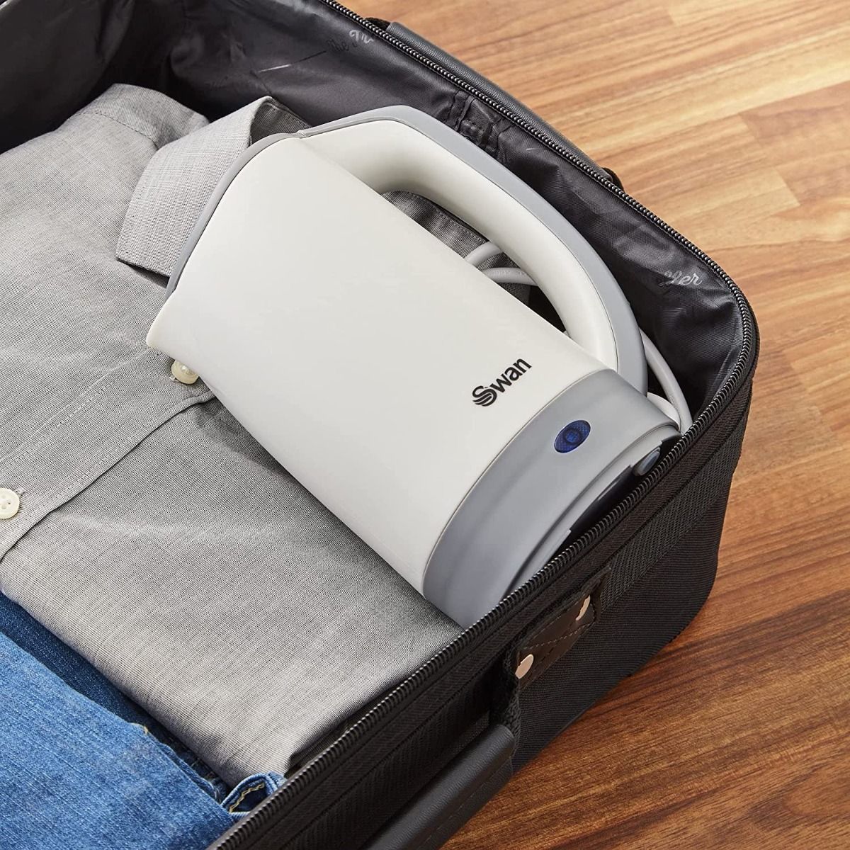 Swan Travel Kettle With Cups - White thumbnail image